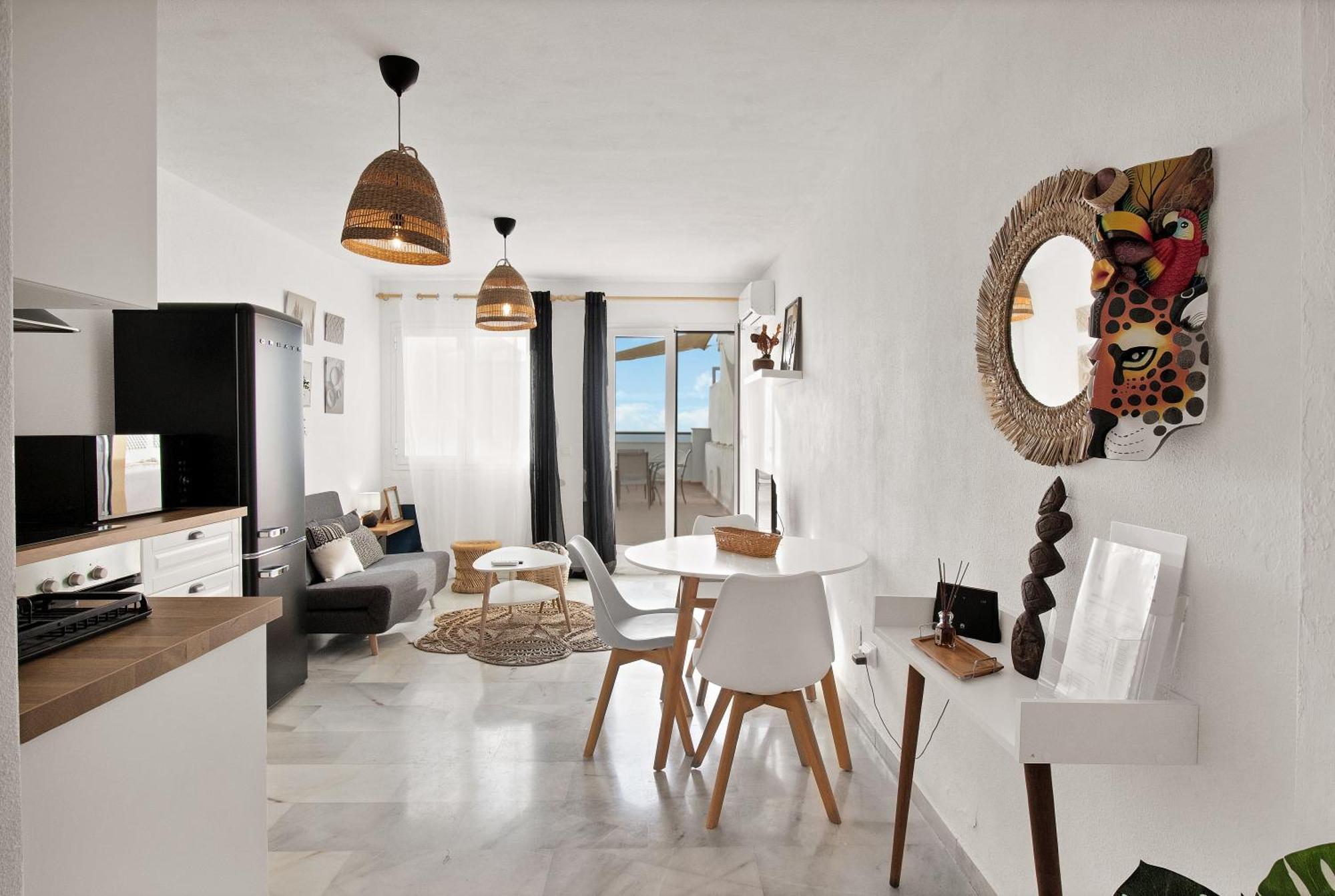 Duplex Estilo Boho Con Increible Terraza Y Vistas Al Mar En Estepona - Las Abejeras 609 Apartment Luaran gambar
