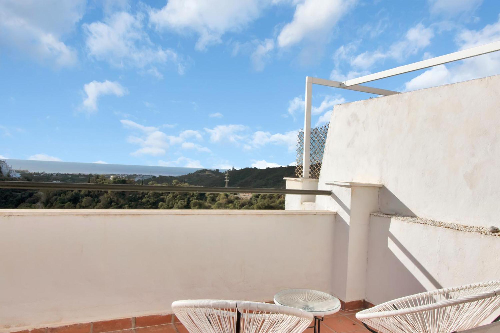 Duplex Estilo Boho Con Increible Terraza Y Vistas Al Mar En Estepona - Las Abejeras 609 Apartment Luaran gambar
